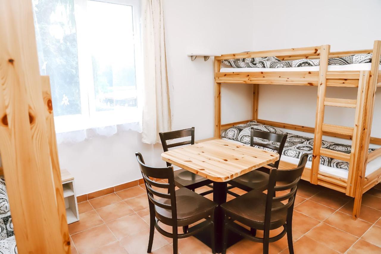 Chaty A Apartmany Hracholusky Kemp Kosatka Pnovany 외부 사진