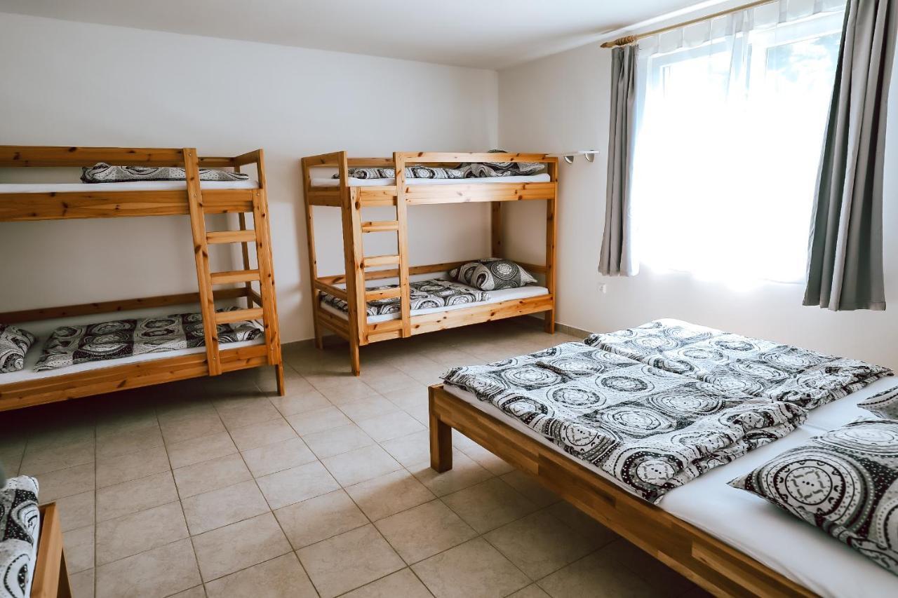 Chaty A Apartmany Hracholusky Kemp Kosatka Pnovany 외부 사진