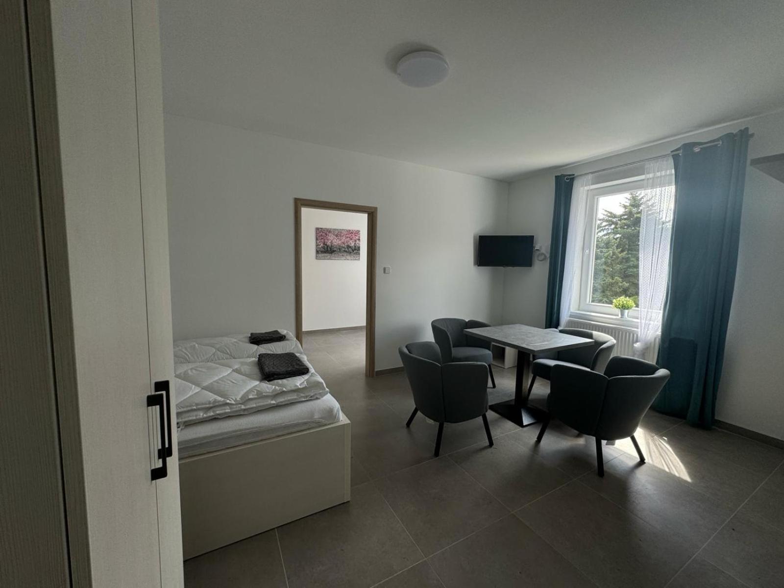 Chaty A Apartmany Hracholusky Kemp Kosatka Pnovany 외부 사진